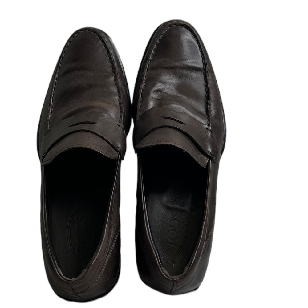 Todd’s Men Shoes. Condition is Pre-owned. Shipped with USPS Priority Mail. - Picture 16 of 16